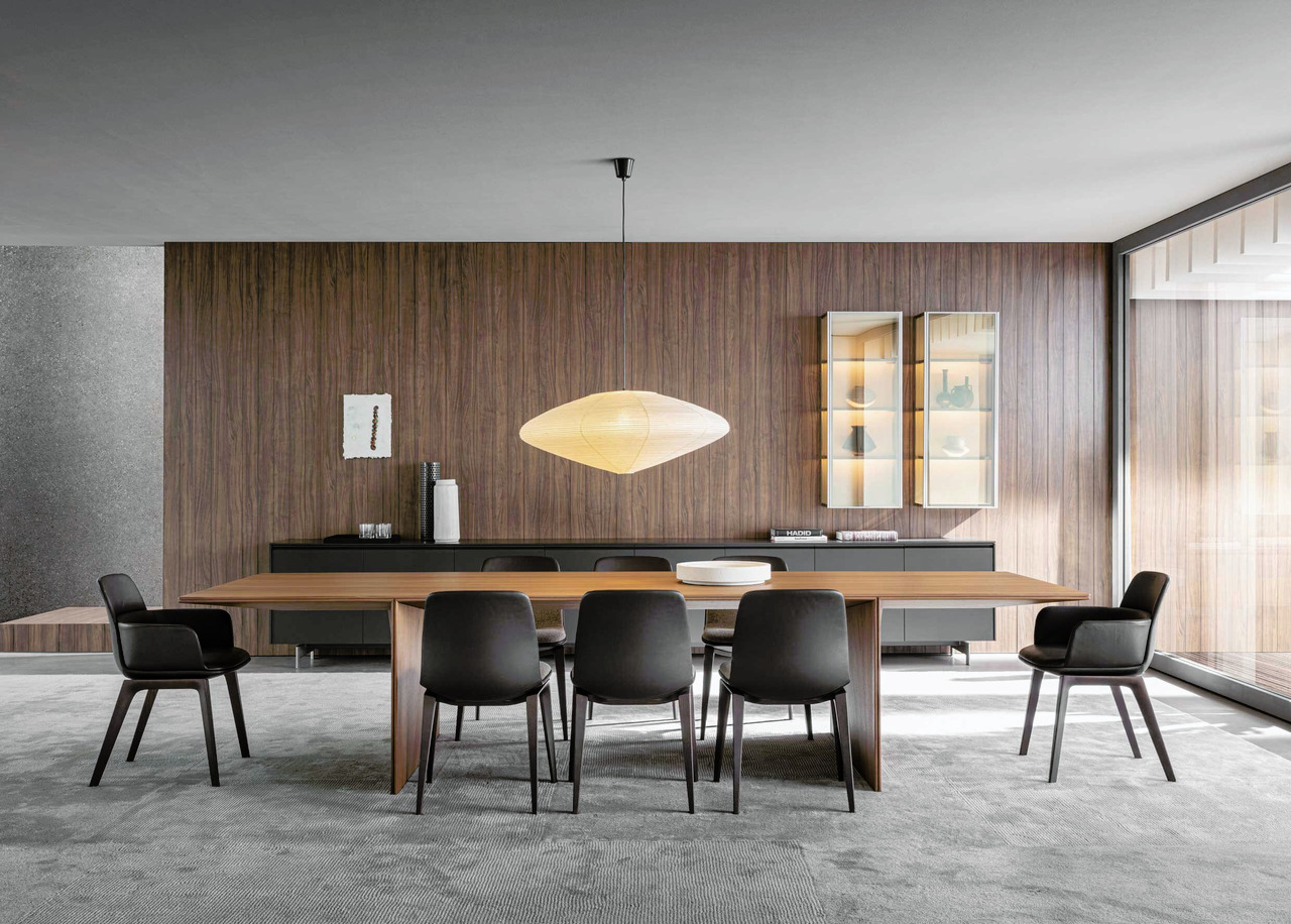 Molteni Group Ava Dining Table