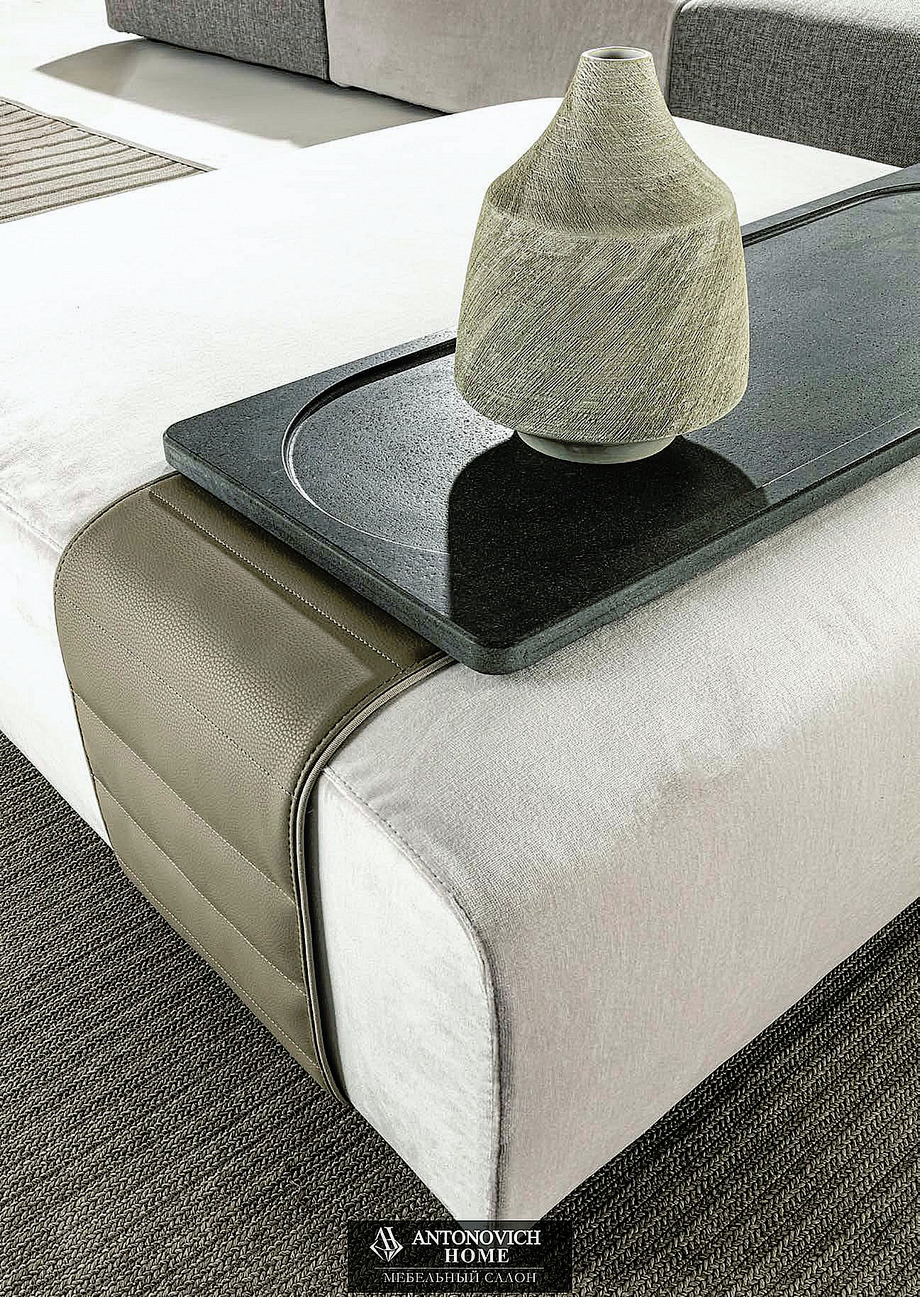 MC Meroni & Colzani Outdoor Furniture, view 2