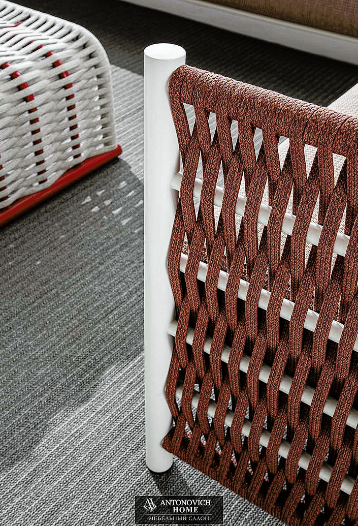 MC Meroni & Colzani Outdoor Furniture, view 8