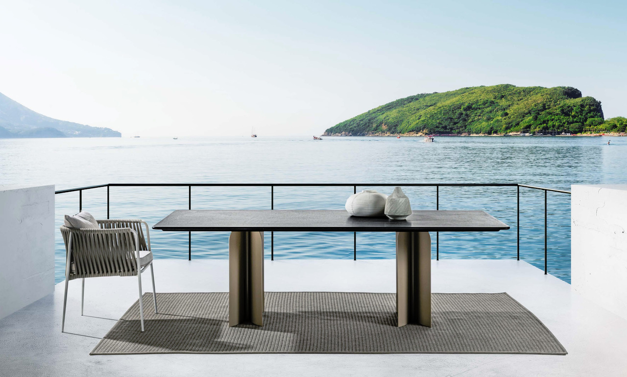 MC Meroni & Colzani Outdoor Furniture 3