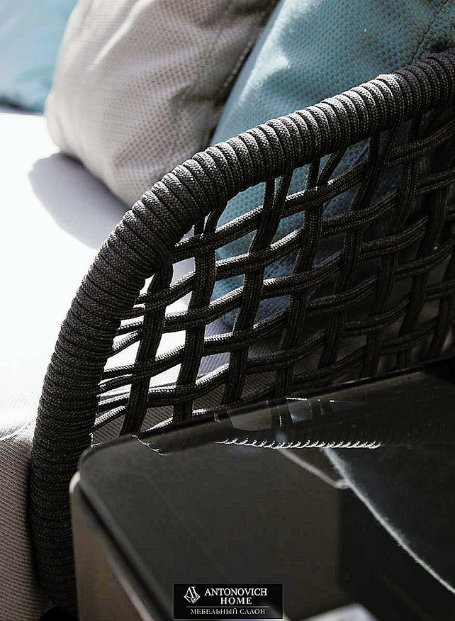 MC Meroni & Colzani Outdoor Furniture 4, view 5