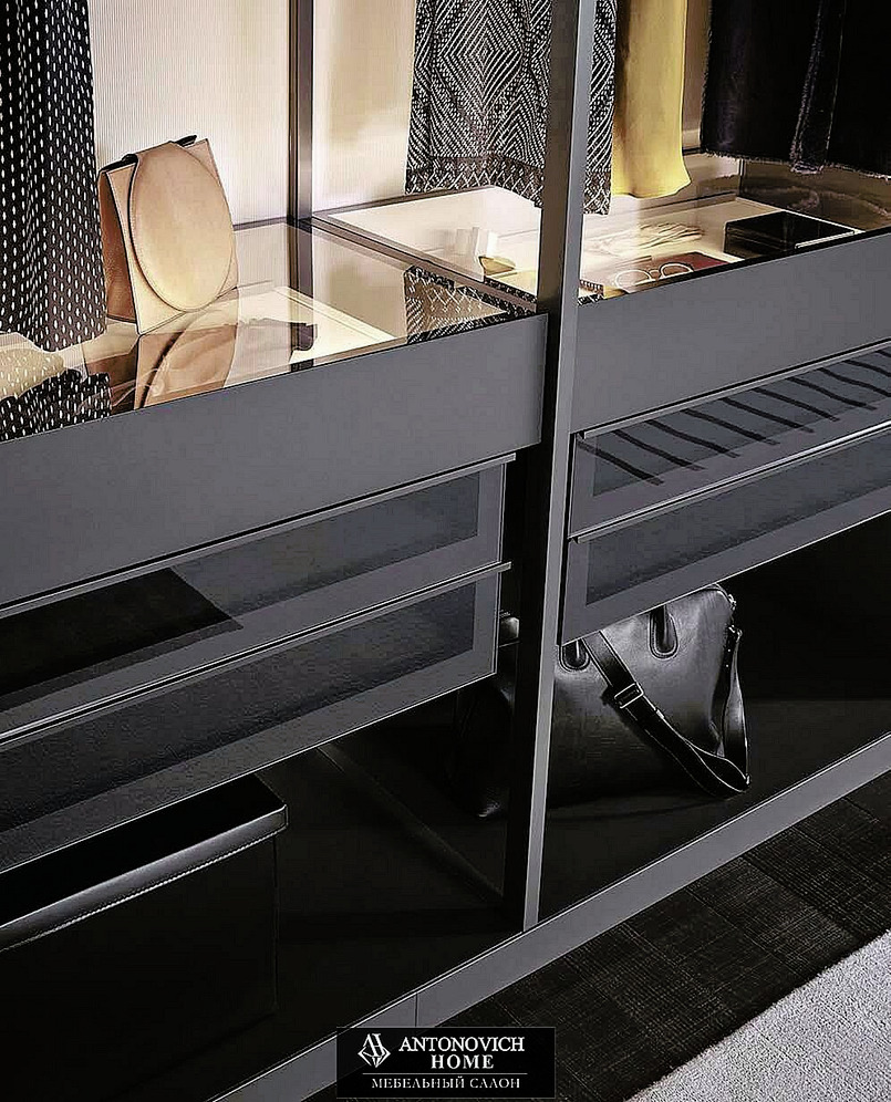 Poliform Senzafine Walk-In Wardrobe System, view 10