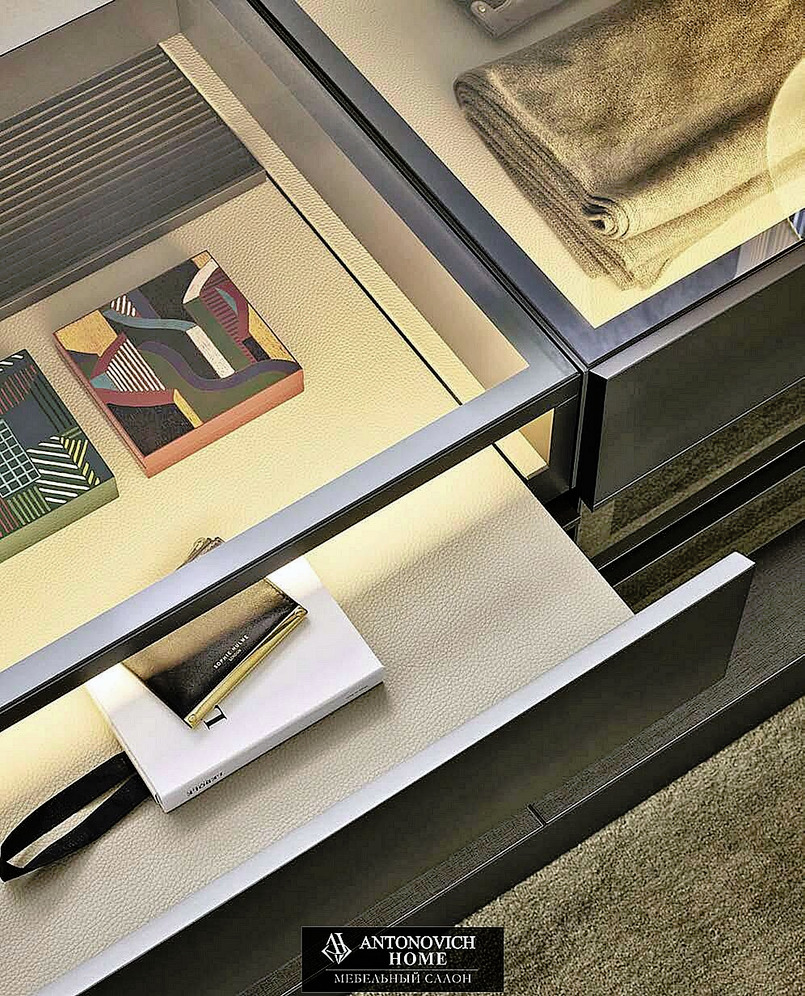 Poliform Ubik Walk-In Wardrobe System, view 2