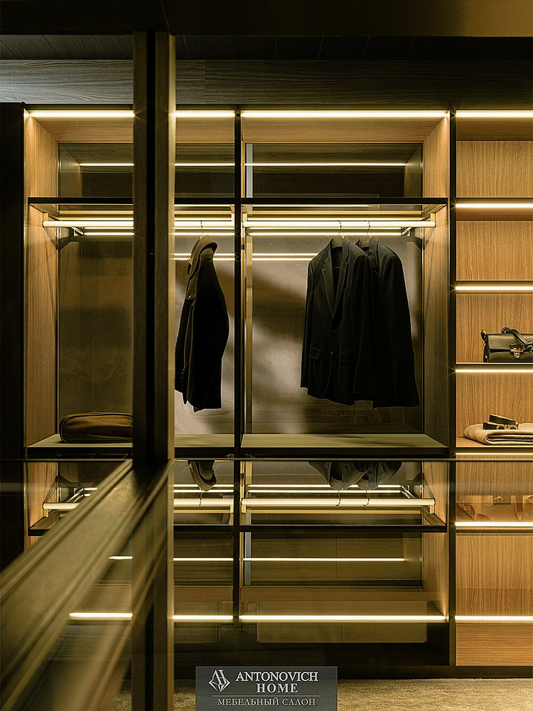Molteni Group Gliss Master Walk-In Wardrobe, view 8