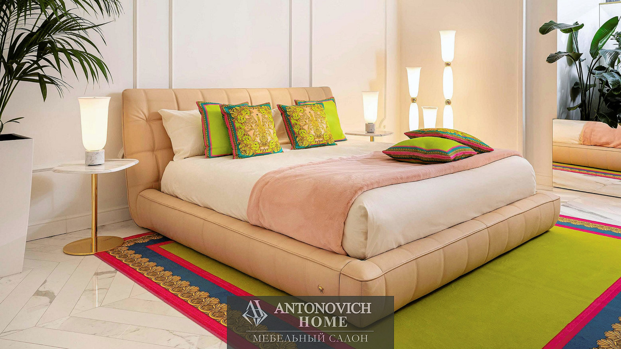 Versace LA MEDUSA Bedroom, view 7
