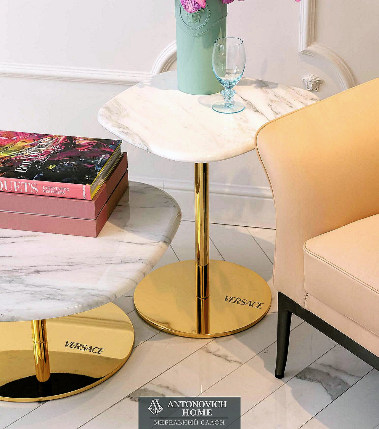 Versace LA MEDUSA Bedroom, view 5