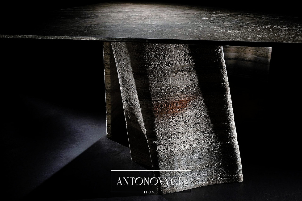 Henge Sisma Dining Table, view 3