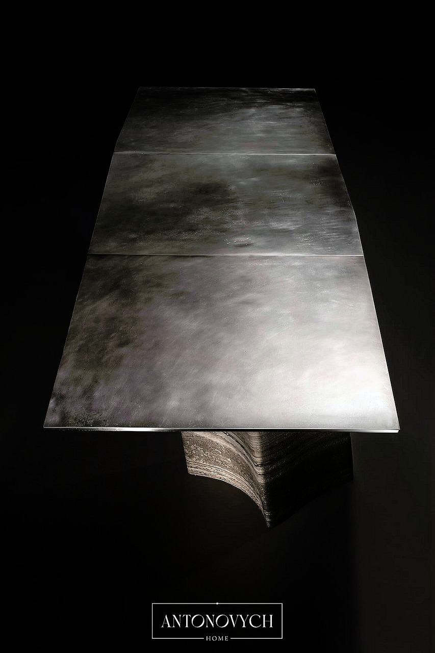 Henge Sisma Dining Table, view 9