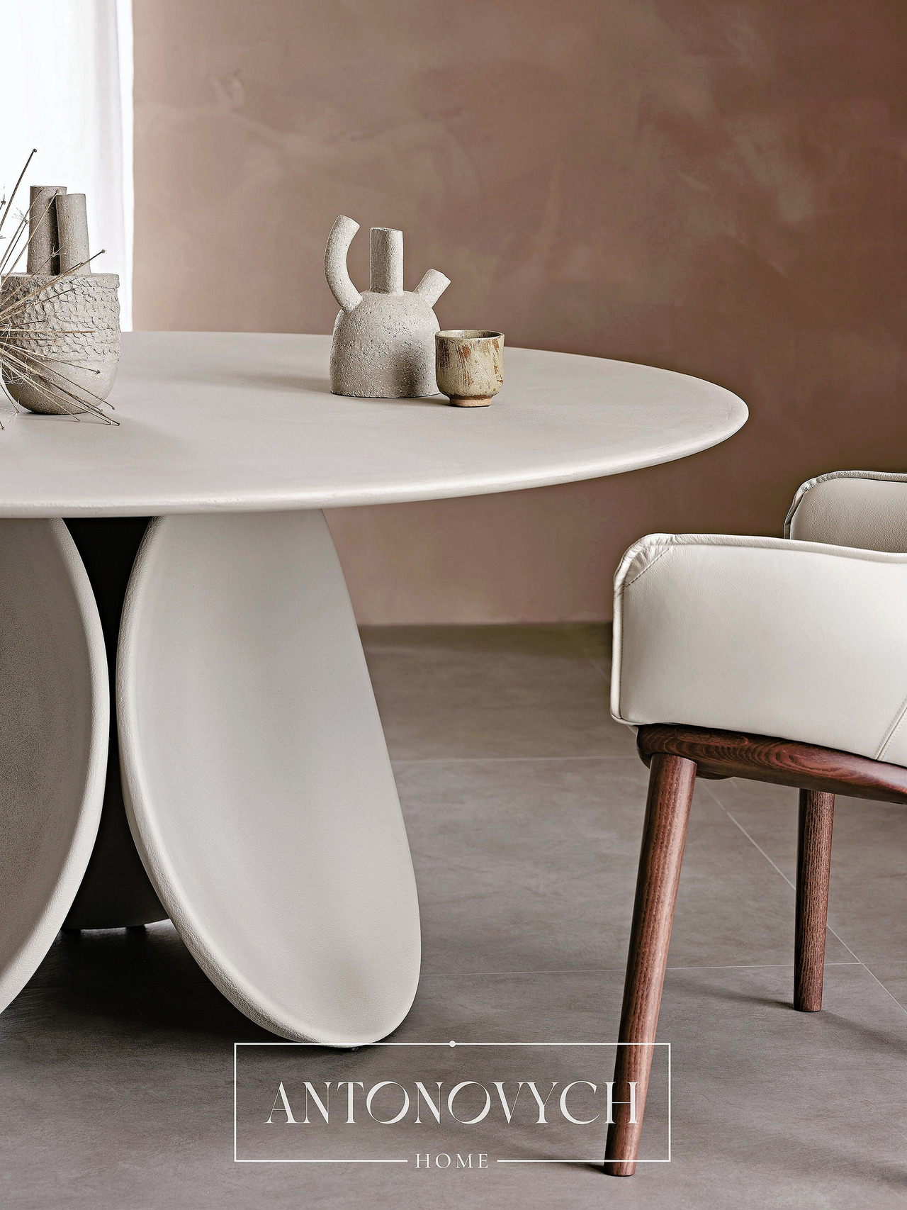 Maxim Dining Table by Cattelan Italia, view 8