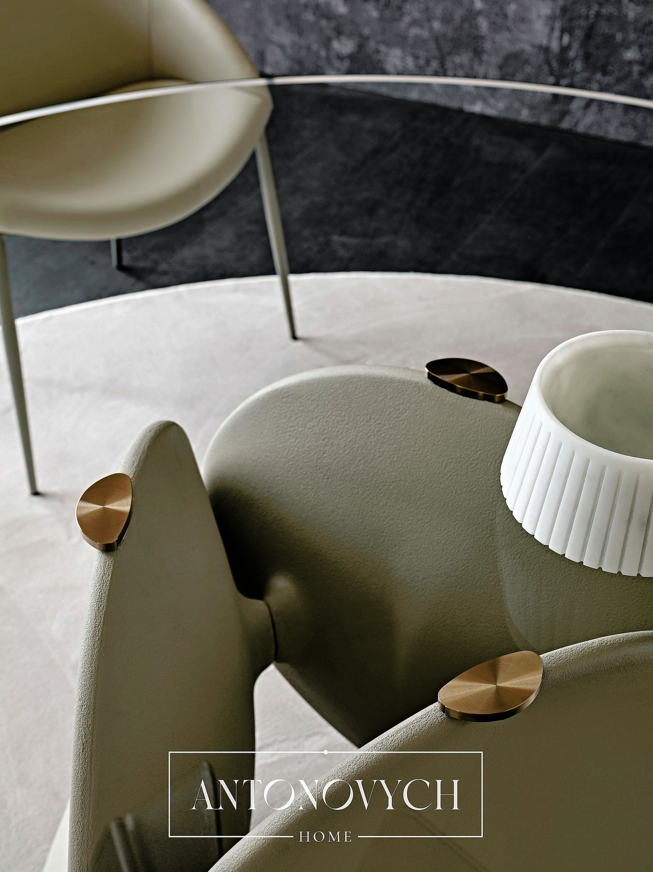 Maxim Dining Table by Cattelan Italia, view 14