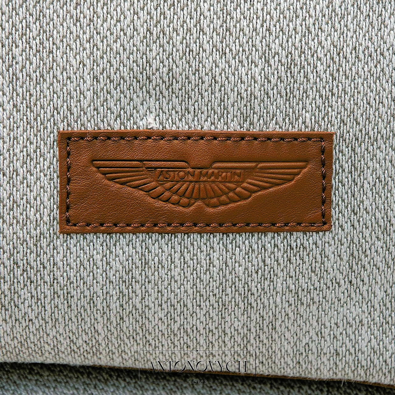 Aston Martin Living Room v210-w, view 10
