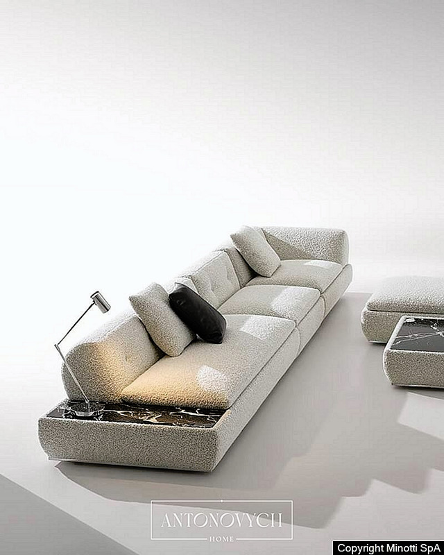 Minotti Supermoon Sofa, view 6