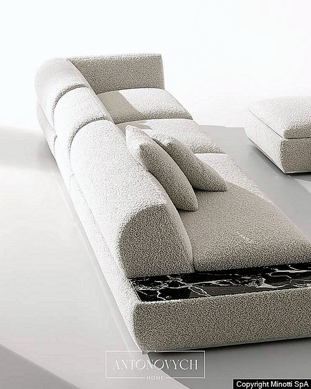 Minotti Supermoon Sofa, view 9