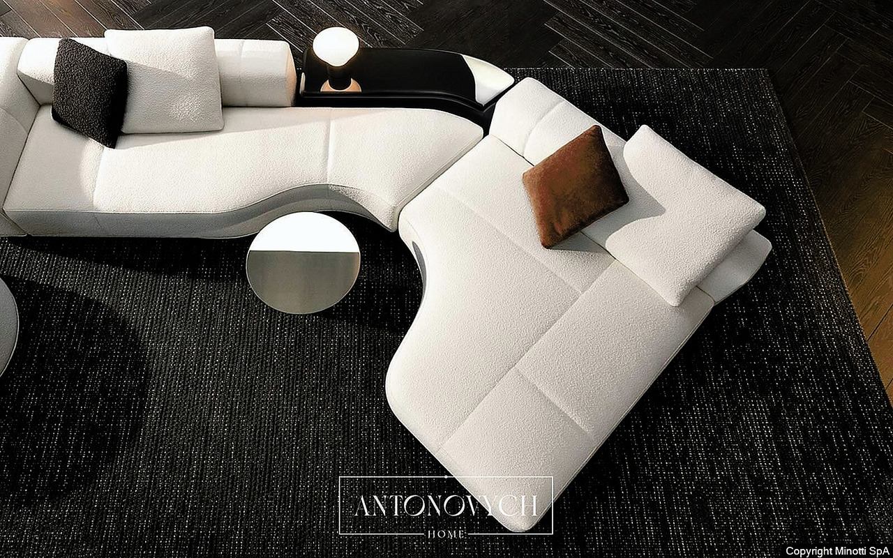 Minotti Yves Sofa, view 3